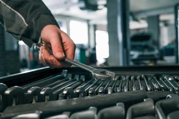 Установка нового моторчика и закрепление его на место